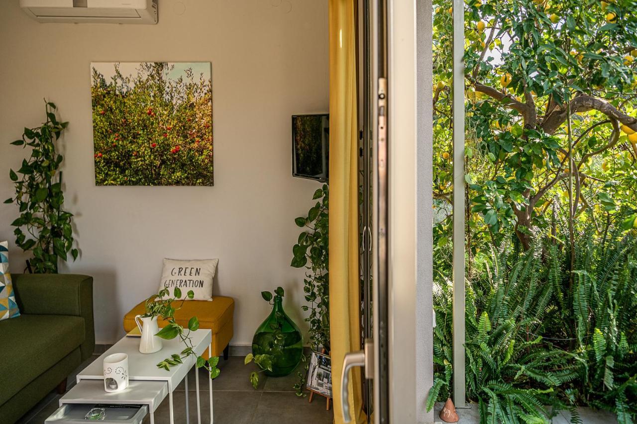 Olive Lemon Biophilic House & Lush Forest Garden Vámos